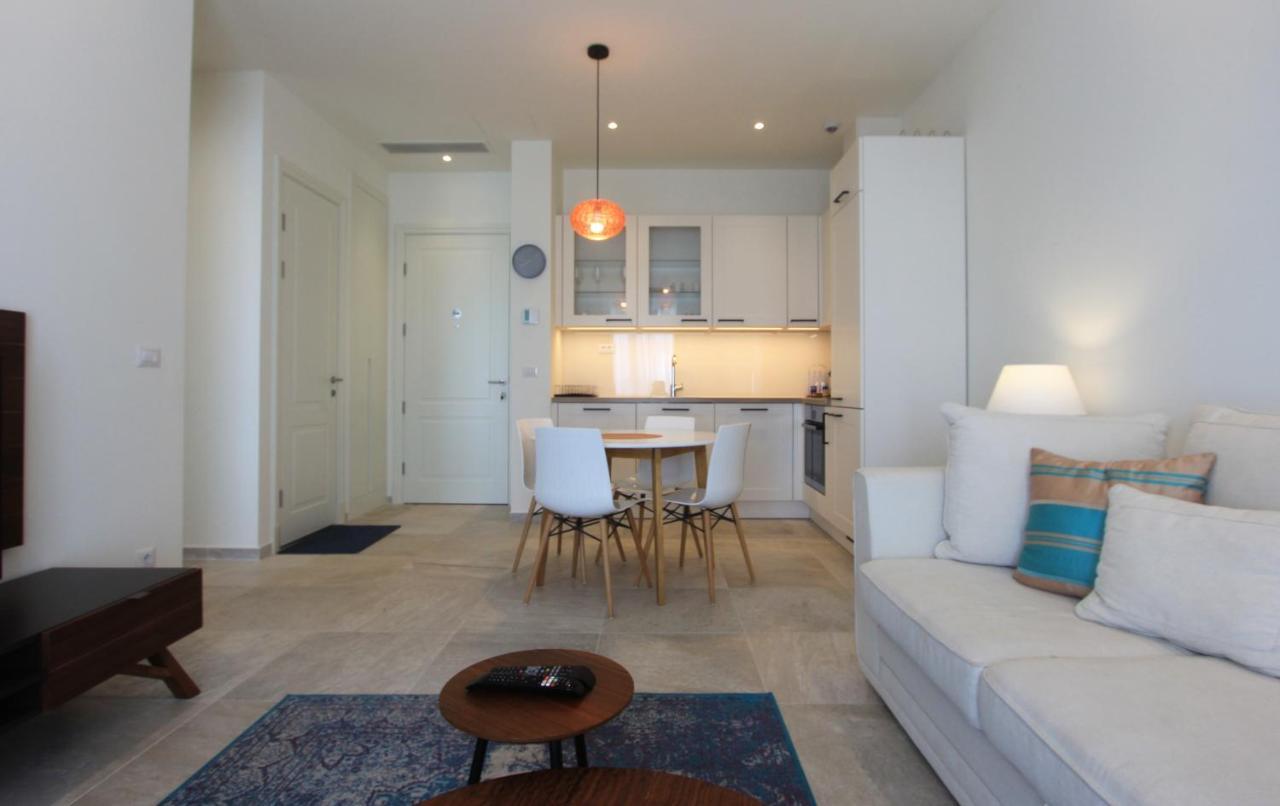 Lustica Bay Magnolia Apartment Tivat Exteriör bild
