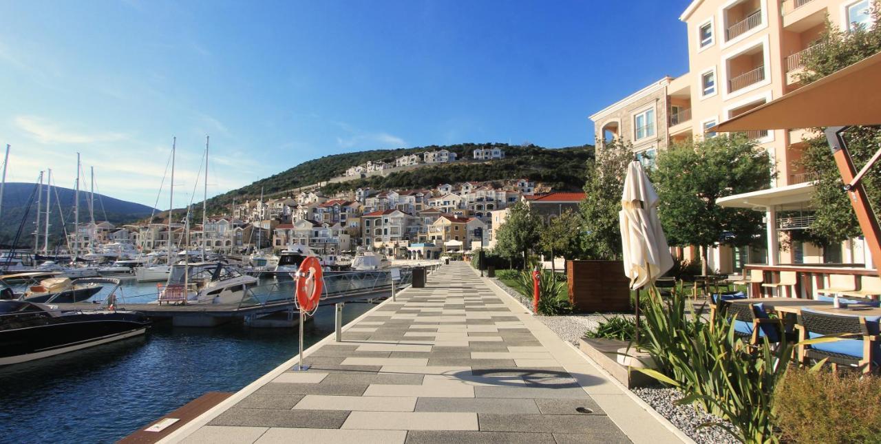 Lustica Bay Magnolia Apartment Tivat Exteriör bild